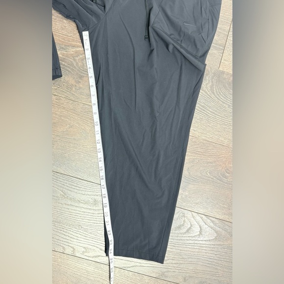 Woman Nike Black Pants - Picture 3 of 6